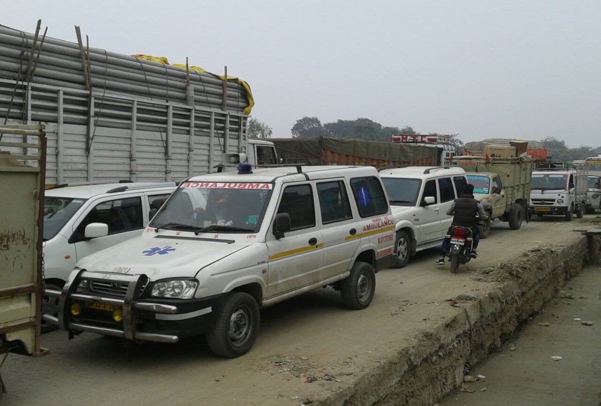 Heavy Traffic jam on GT road due to one way NH 58 Meerut 