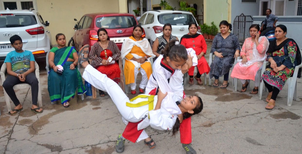 Aligarh Amar Uajala Aparajita