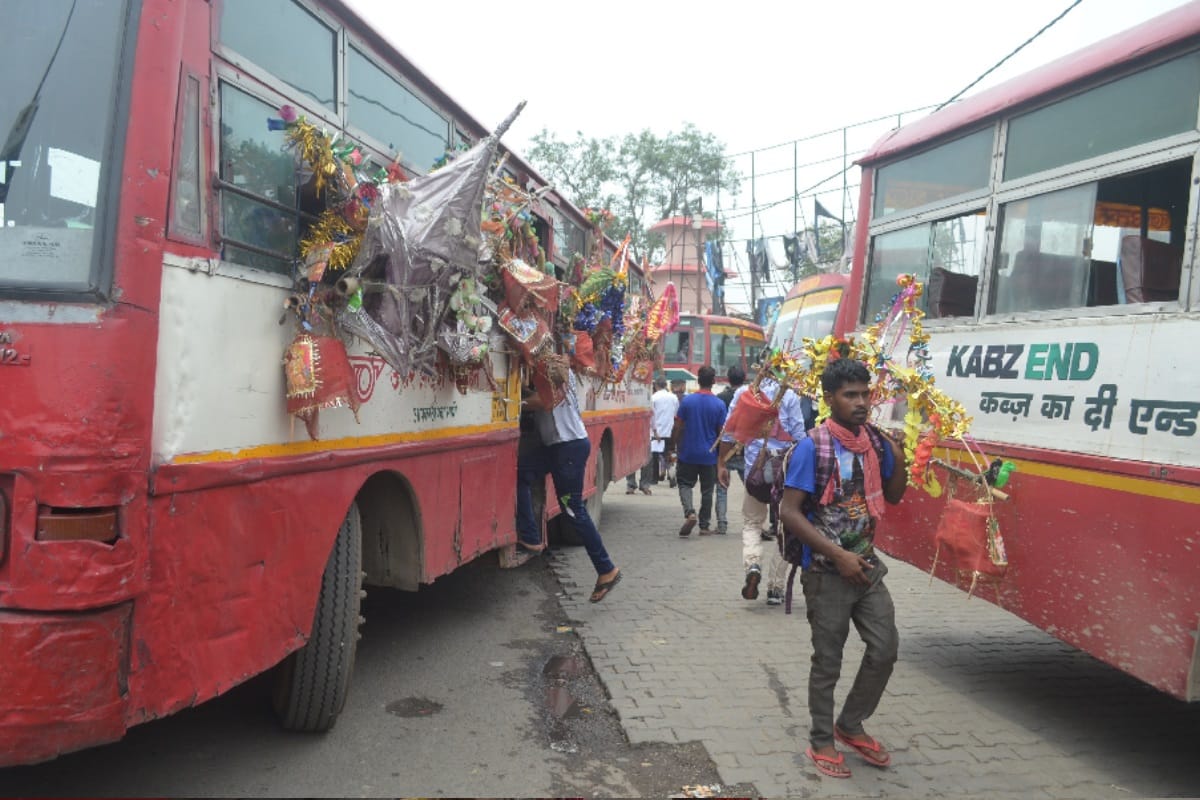 kawad yatra 2019: public panic due to traffic jam in after making Delhi-Meerut highway one way