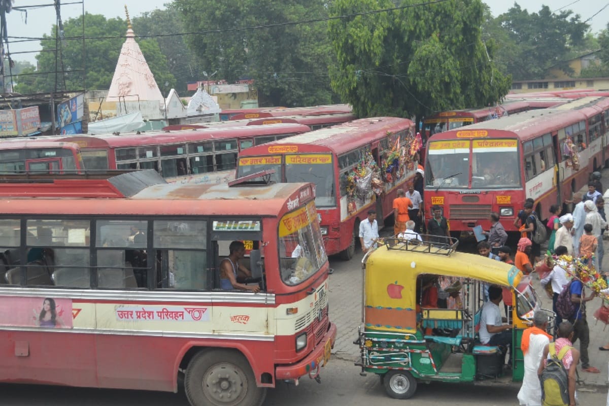 kawad yatra 2019: public panic due to traffic jam in after making Delhi-Meerut highway one way