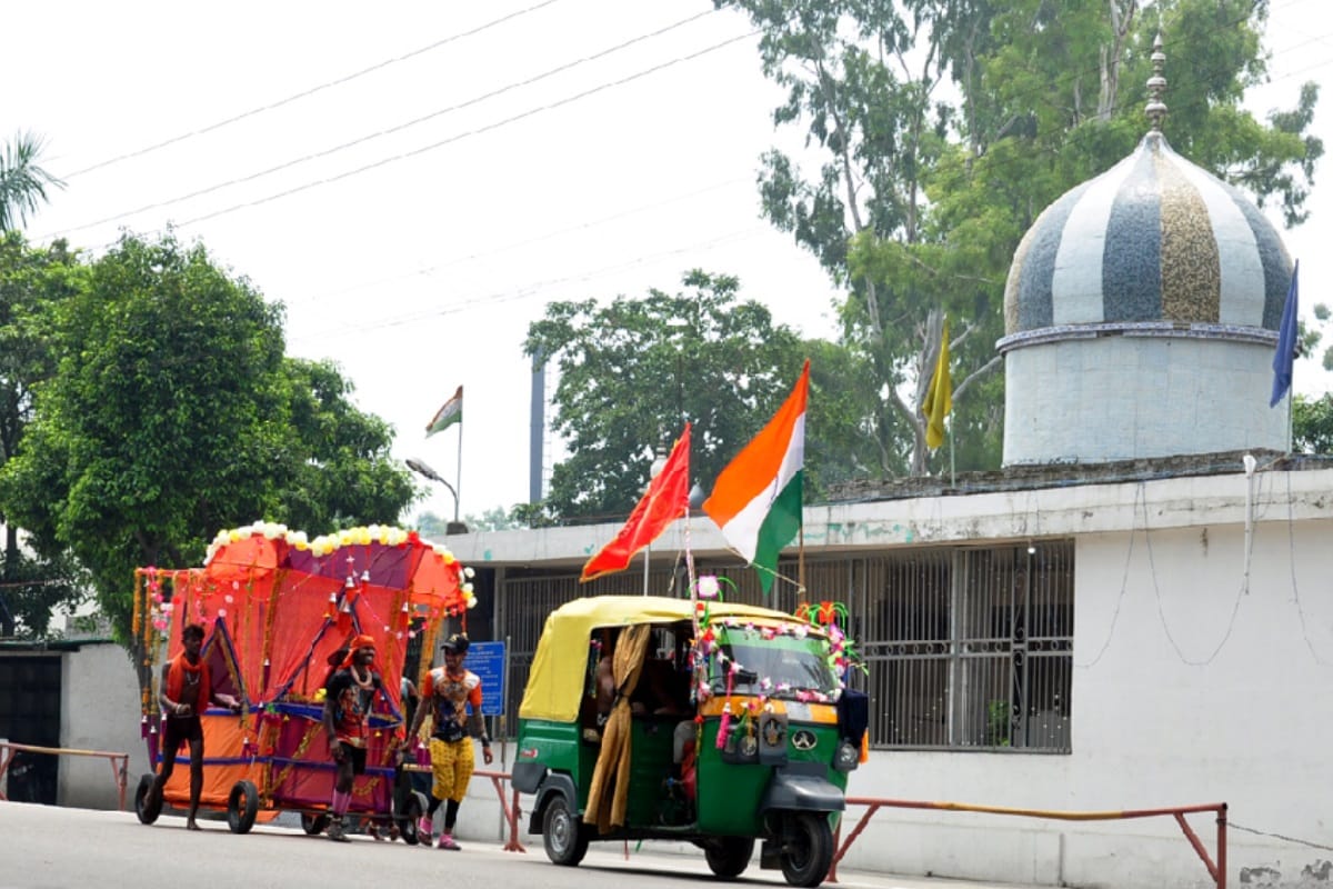 kawad yatra 2019: crores of kawadiyas take the gangajal today from haridwar