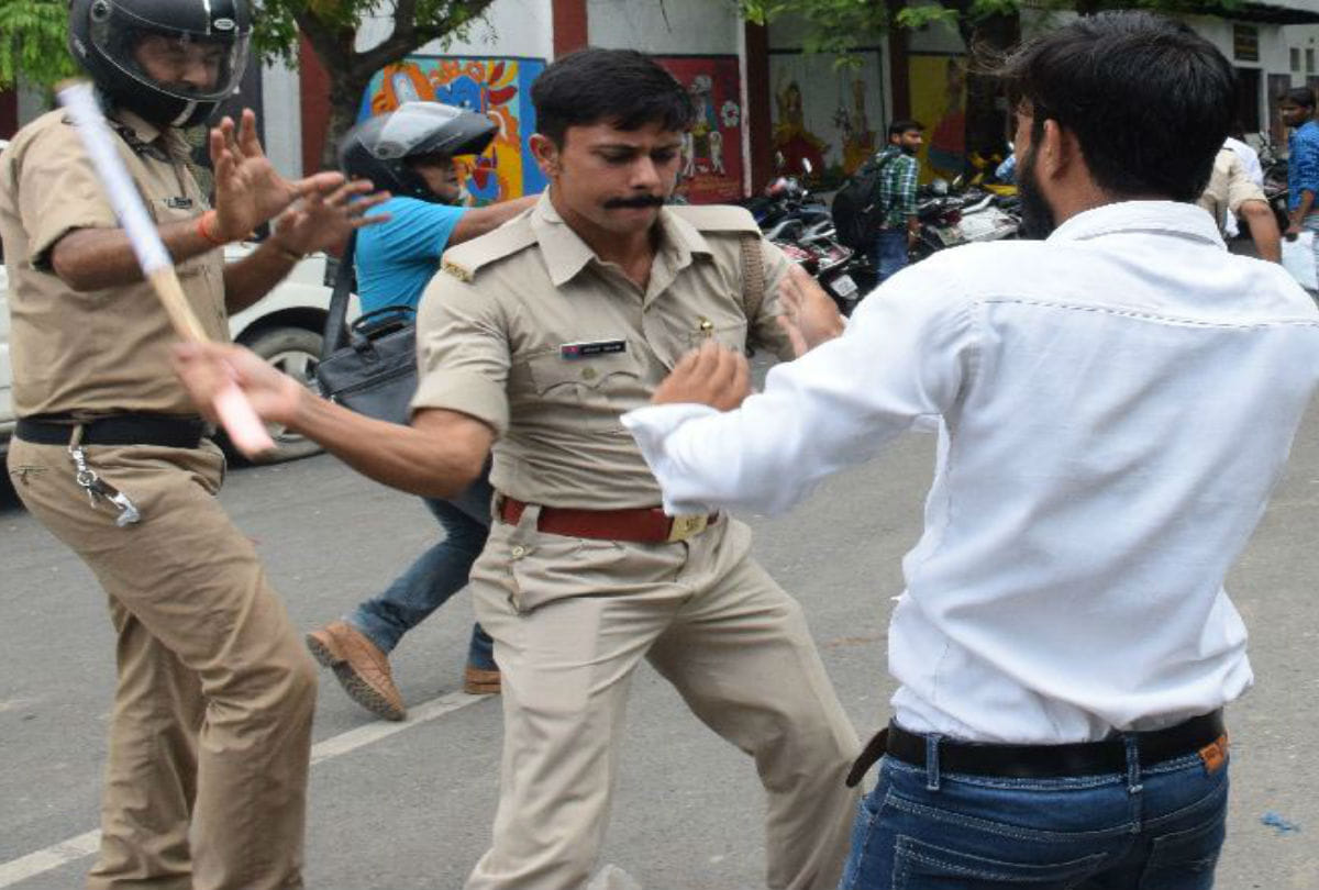 Student Protest at dr bhimrao ambedkar university Police lathi charge