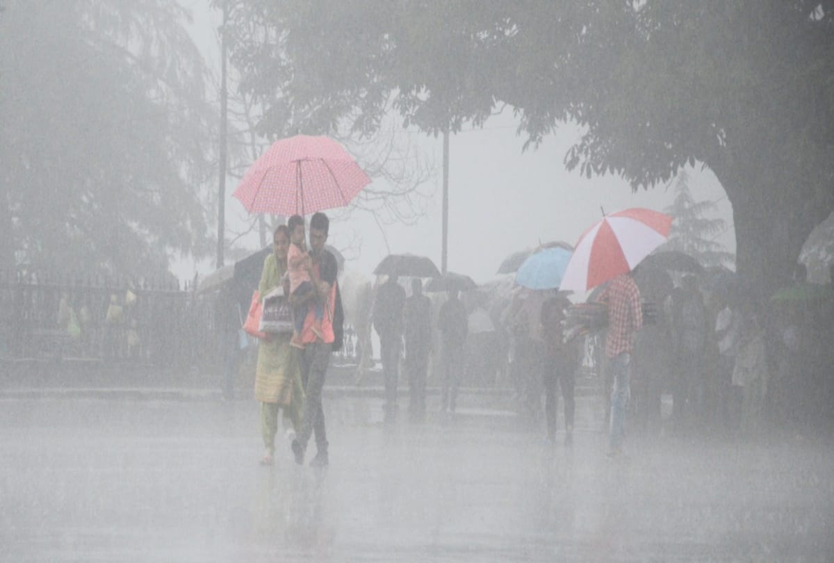 heavy rain alert fro next three hours in seven districts of himachal pradesh