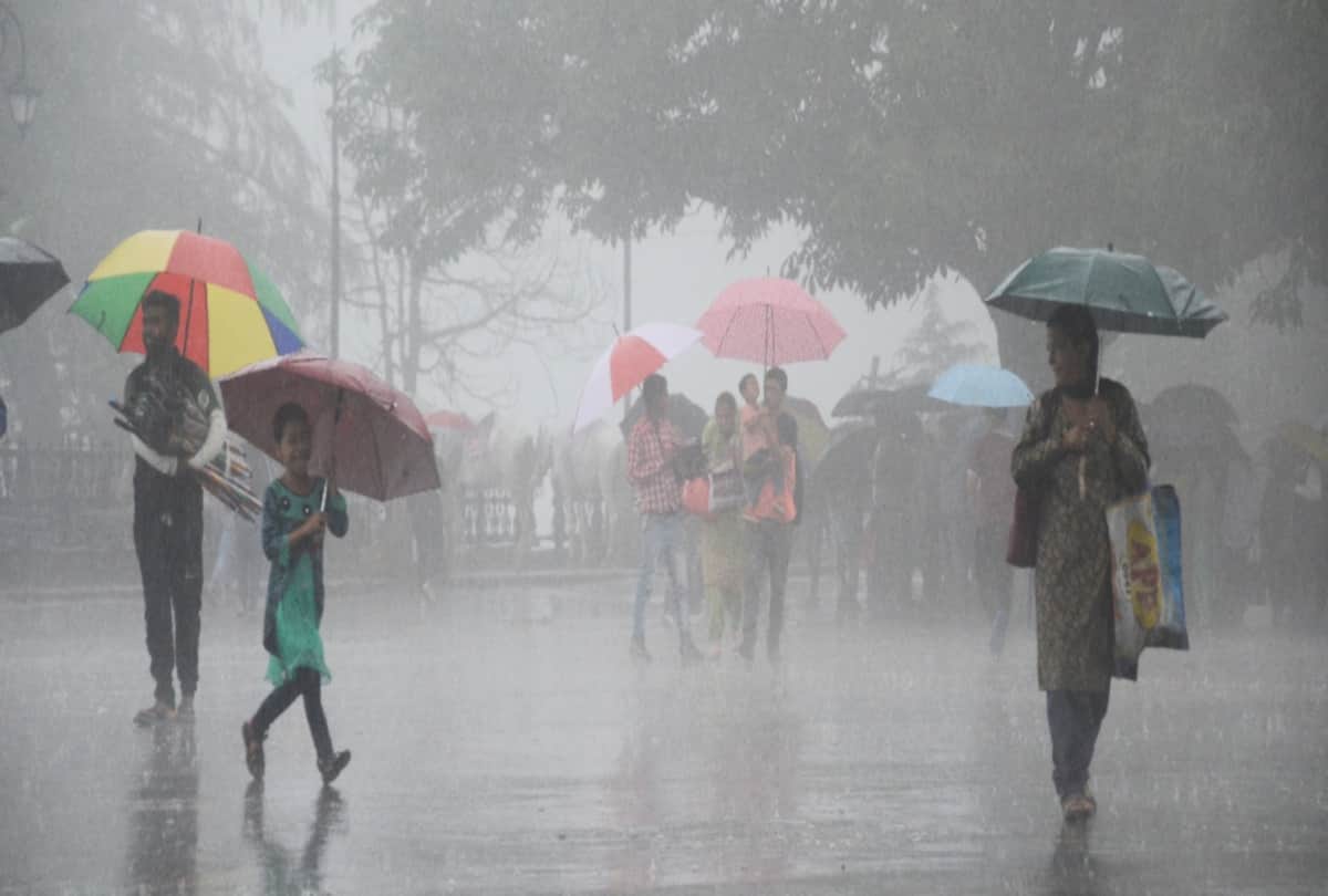 heavy rain lashes in parts of delhi ncr relief from humidity