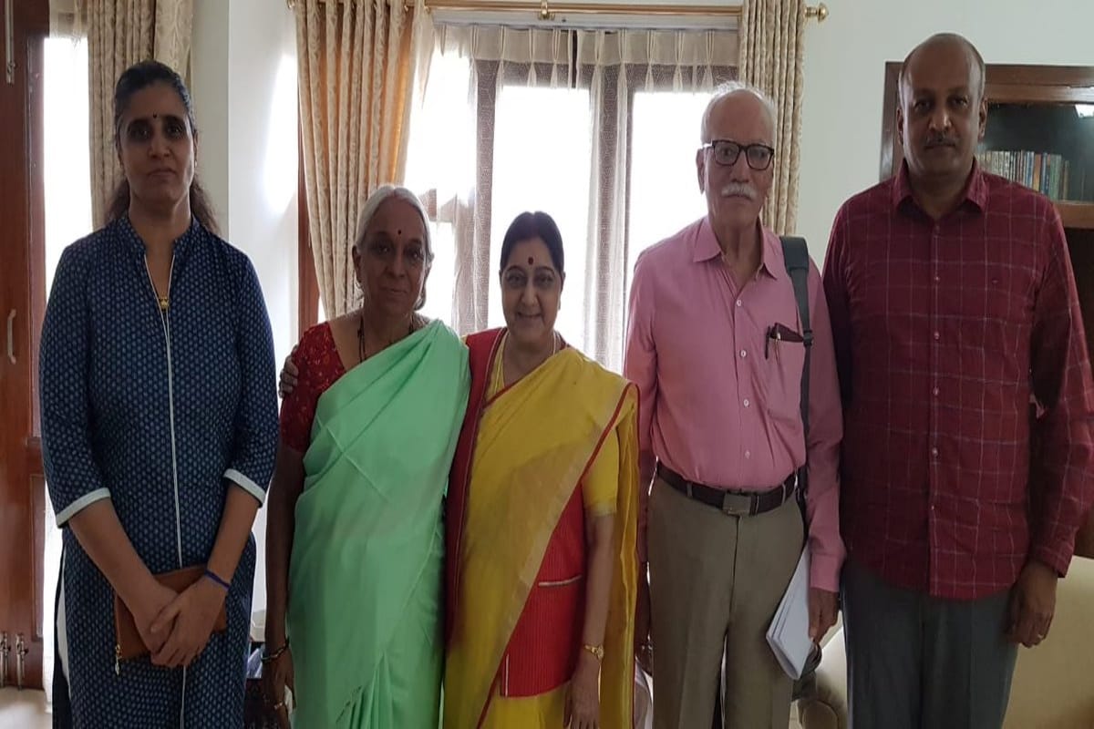 Kulbhushan Jadhav's family met Sushma Swaraj, Sushma gave best wishes