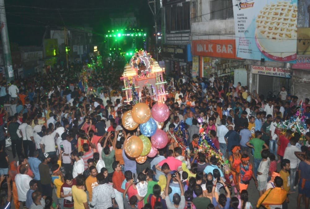 kawad yatra 2019 crown of Kawadiya take Tricolour kawad photos