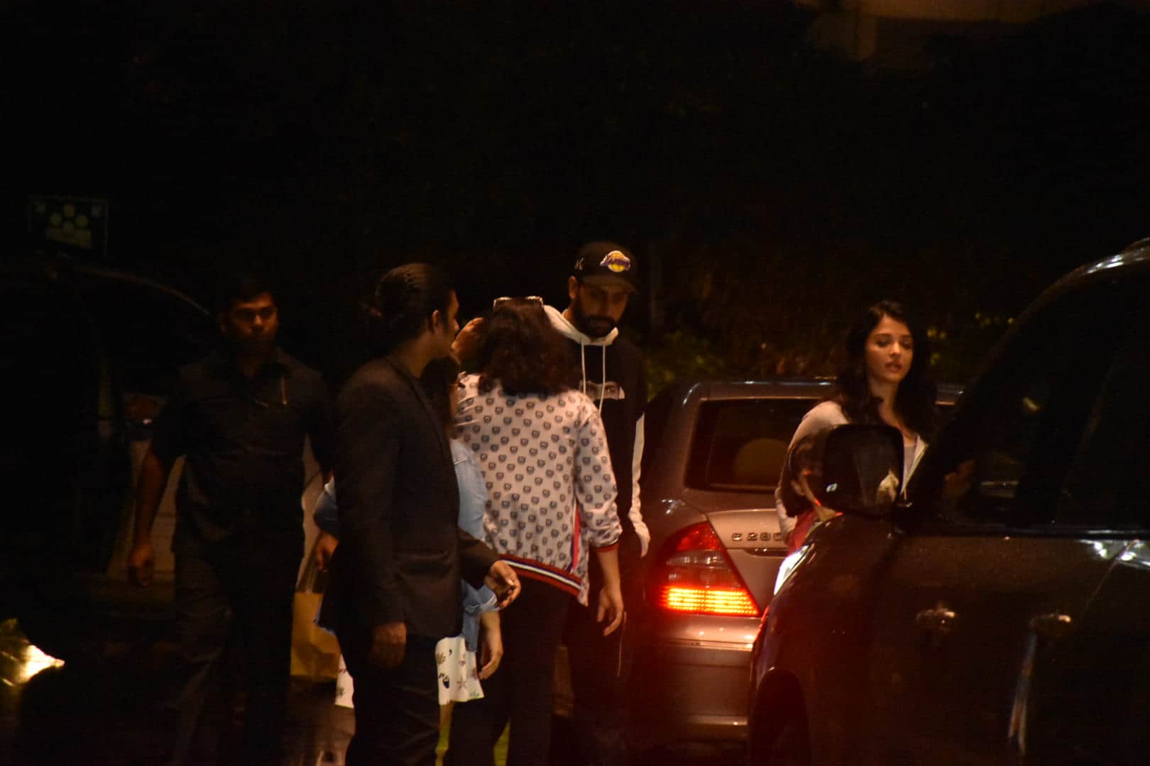 Aishwarya Rai Bachchan and Abhishek Bachchan on dinner date with daughter Aaradhya