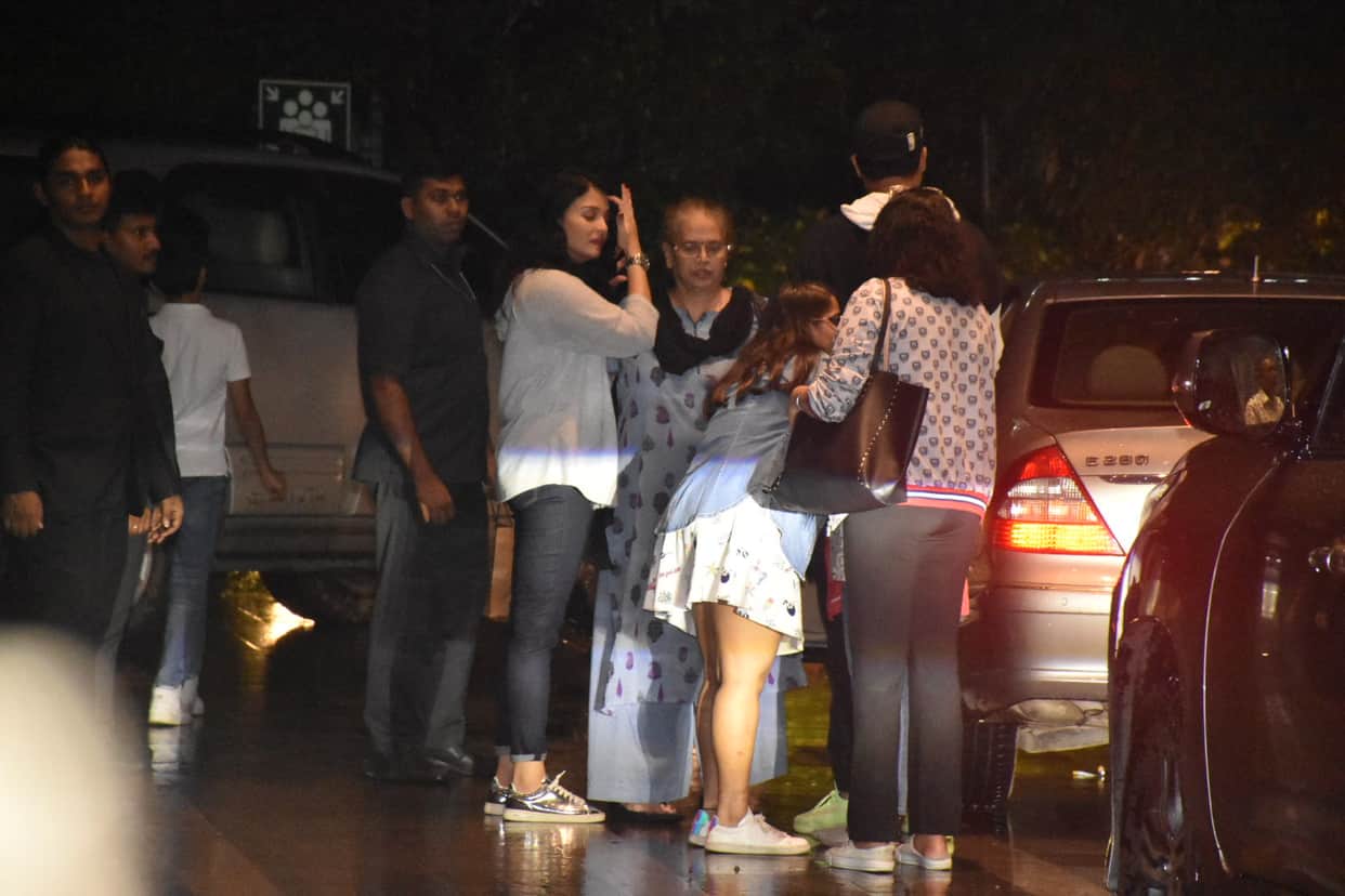 Aishwarya Rai Bachchan and Abhishek Bachchan on dinner date with daughter Aaradhya