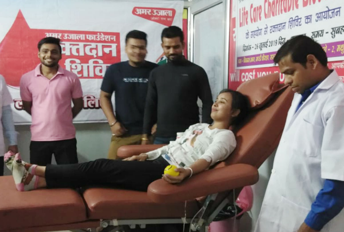 amar ujala foundation blood donation camp in Agra on Kargil vijay diwas 2019