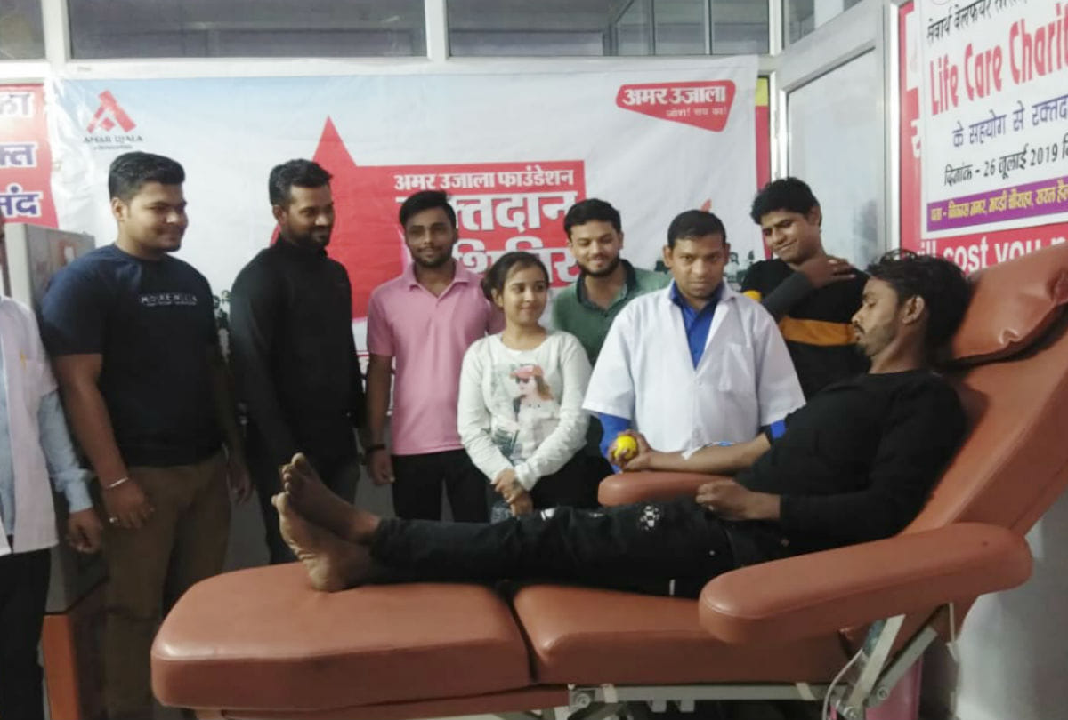 amar ujala foundation blood donation camp in Agra on Kargil vijay diwas 2019
