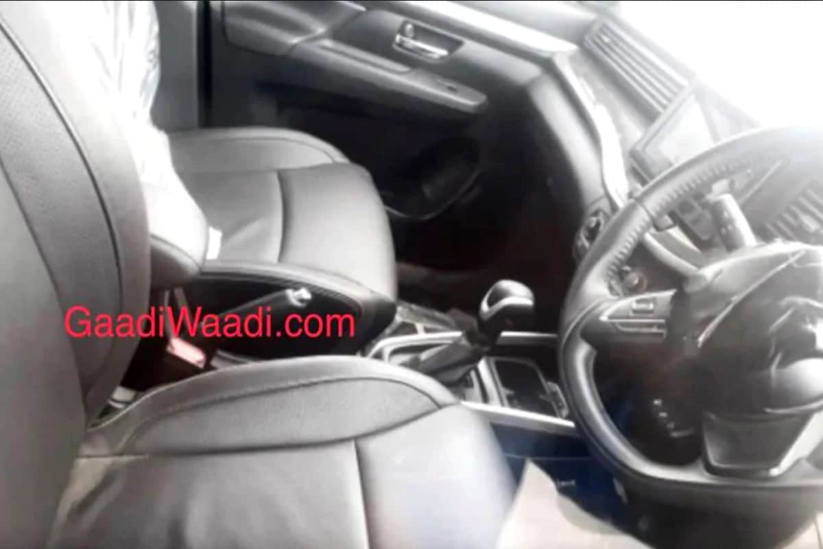 Maruti Suzuki ertiga based new XL6 MPV cabin and interior images leaked Launch In August