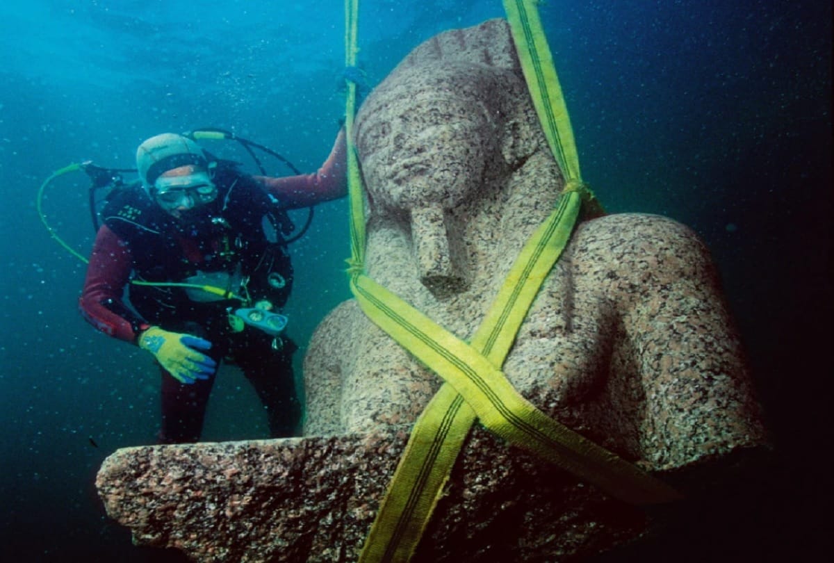 Mysterious temple and treasure laden ships found in underwater Egyptian Atlantis
