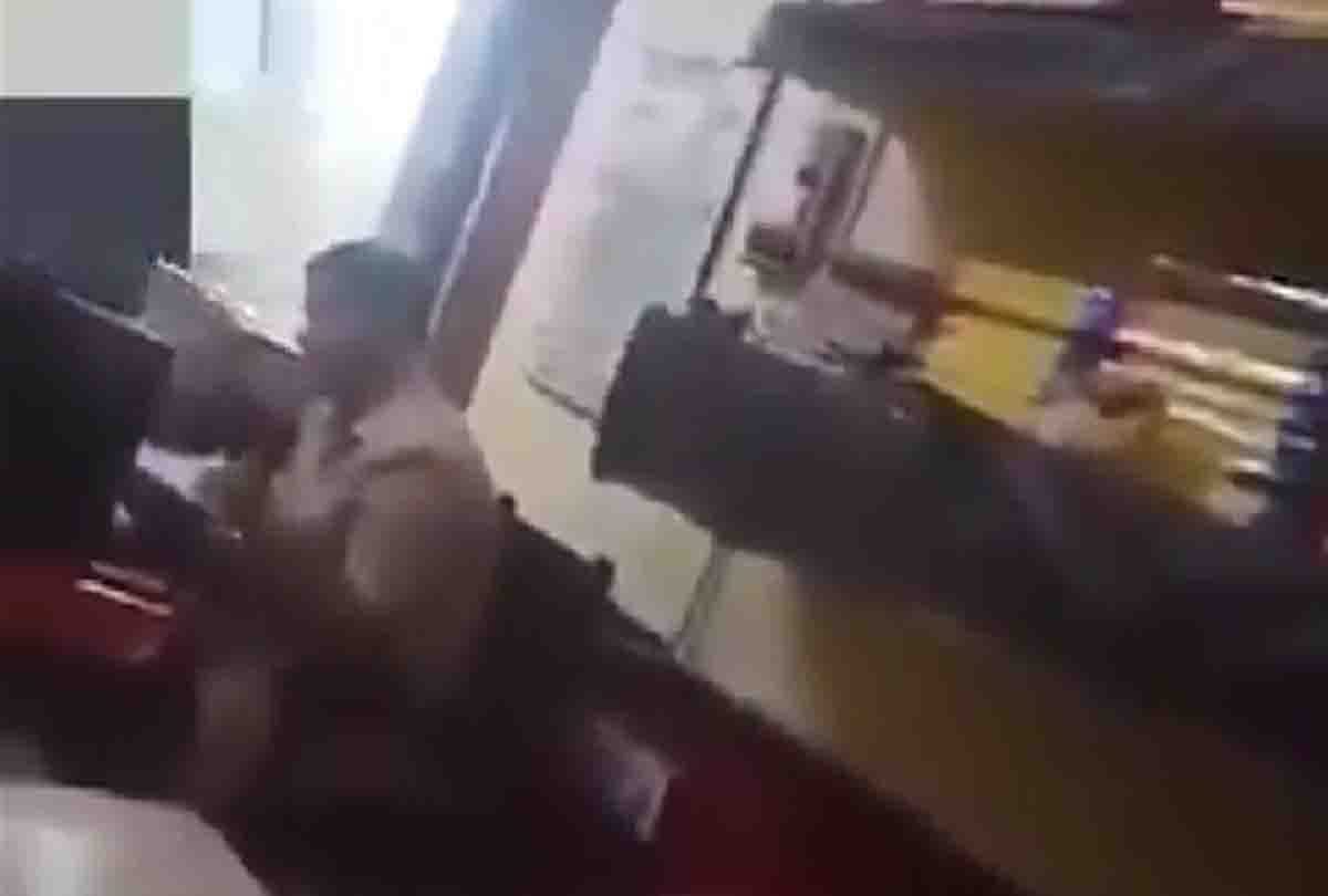 Girl harassed by cop in up and Priyanka tweets video