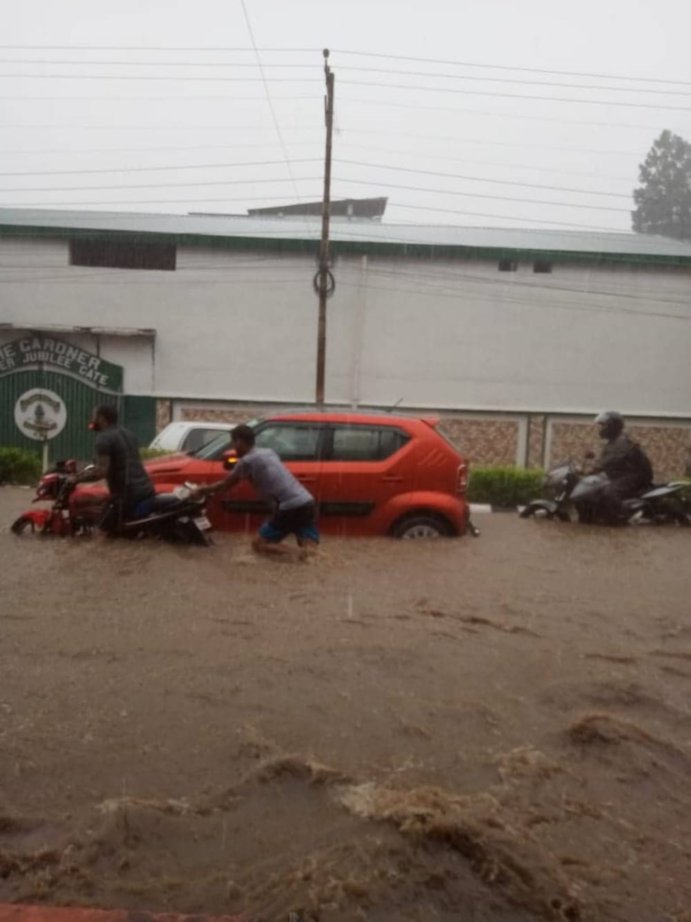 rain in dehradun major water logging