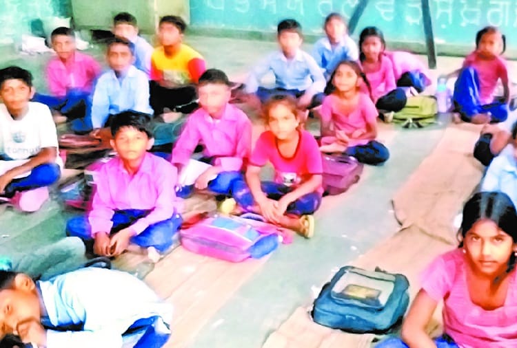 Reality Check of Education related facilities in government schools near border in punjab