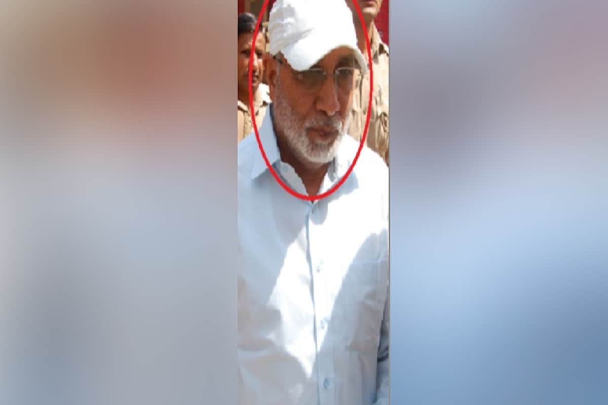 UP News in Hindi: Sushil Moonchh disappeared from Muzaffarnagar after action on criminal Badan Singh Baddo in Meerut