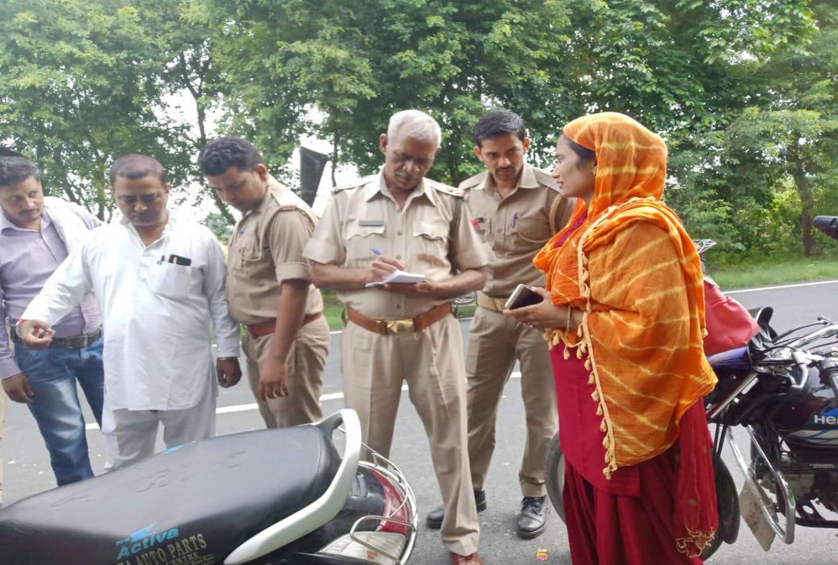 attack on lady teacher in etah
