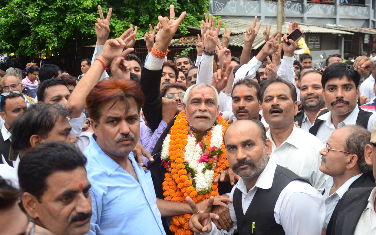 hari sagar become's allahabad bar association president