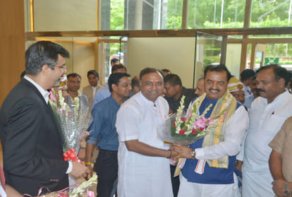 UP Deputy CM Keshav Prasad Maurya inaugurated Annual Convention Of All India Mayor Council In Agra