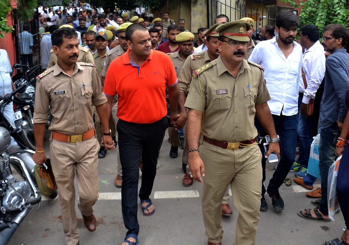 Dr. reena singh murder case dr. alok singh in jail in varanasi