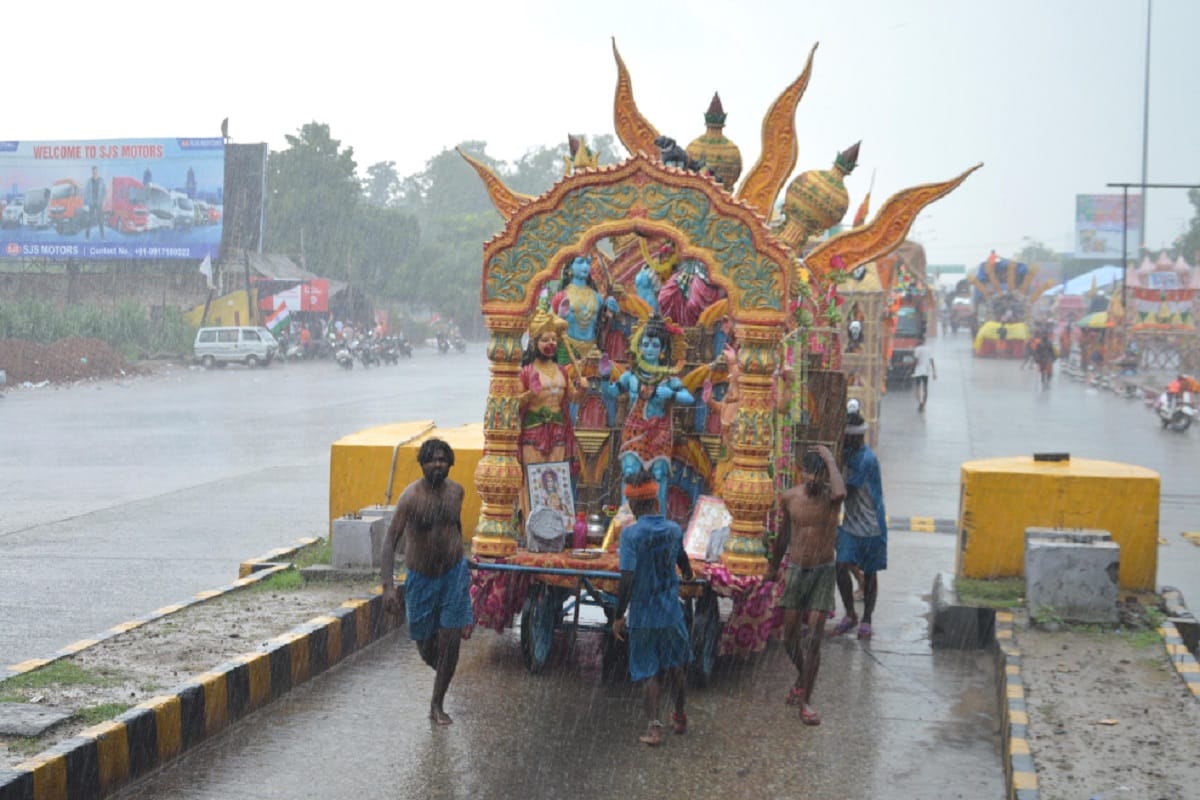 kawad yatra 2019: many lakhs kanwariyas on Delhi Dehradun Highway in West UP