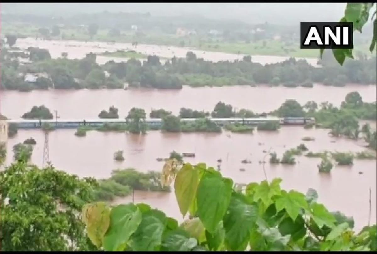 Mahalaxmi Express: 700 passengers are on-board the train, Navy conducting rescue operation