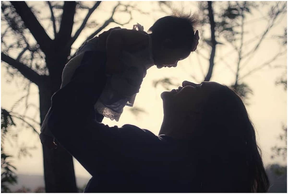 Neha Dhupia Breastfeeding video viral shared on Instagram
