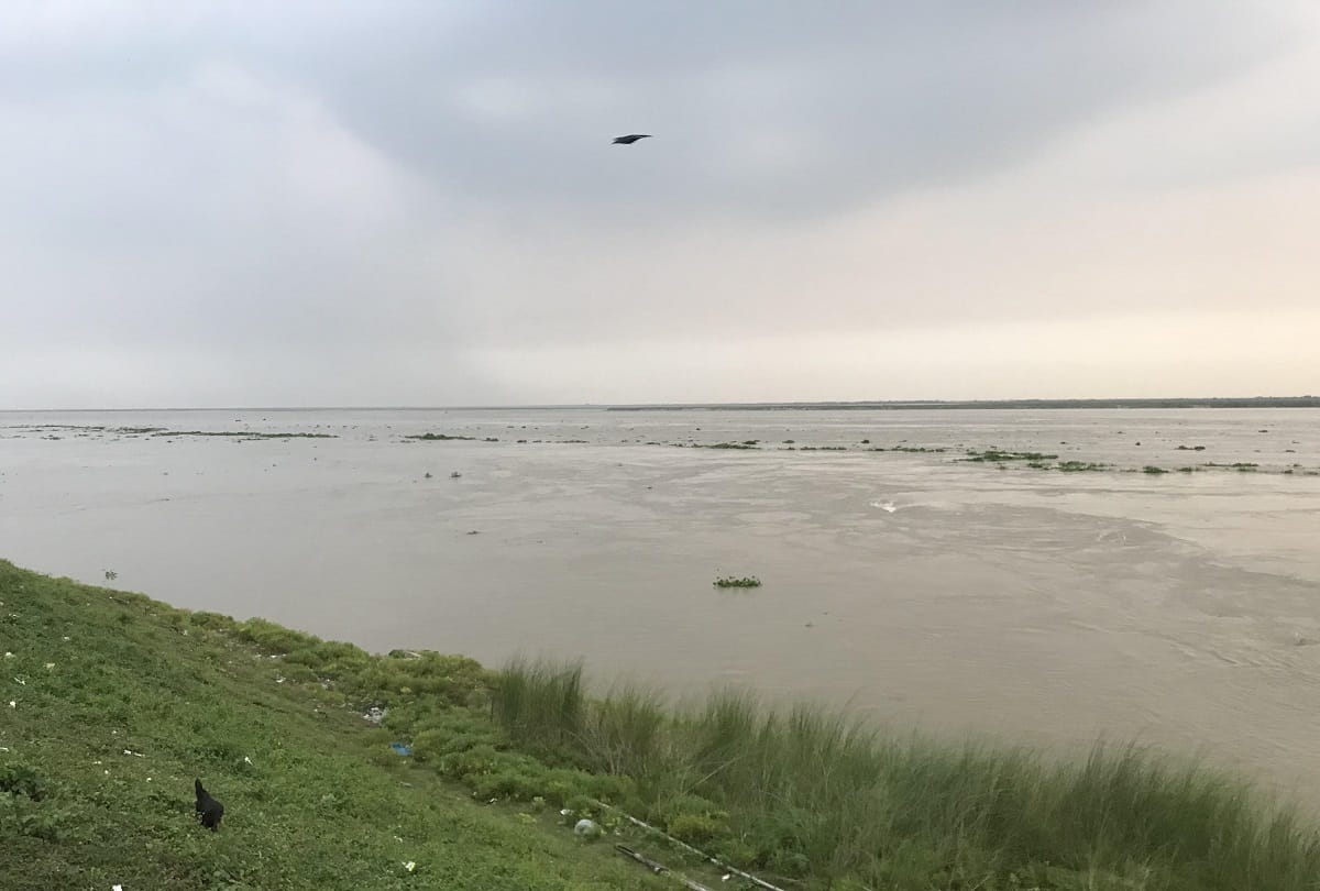 Ganga water level rises, Administration issued alert, UP