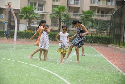 Delhi monsoon weather before and after rainfall
