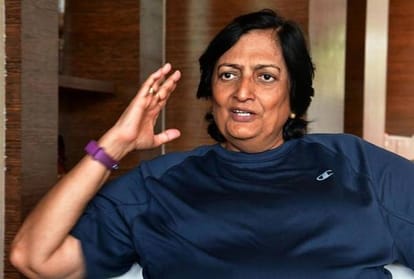 Who is Kapil Dev, anshuman gaekwad and Shantha Rangaswamy who selected Ravi Shastri as head coach