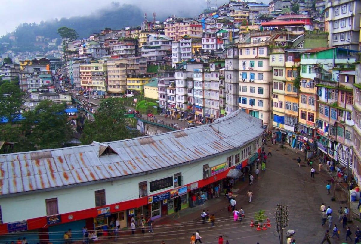 best shopping destination in sikkim mg road old market