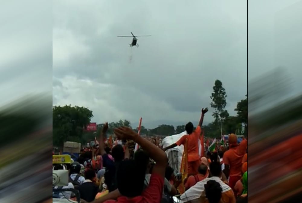 kawad yatra 2019 Approx 35 lakh Kawadiya on har ki pauri sprinkle flowers by helicopter