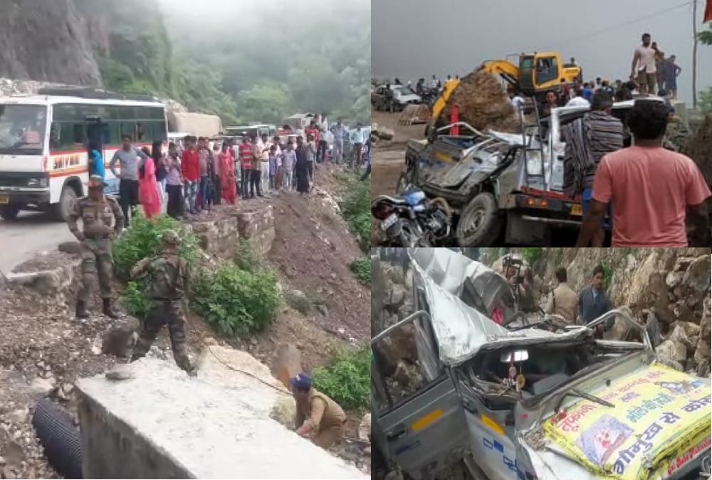 Mountain Collapses on Car on car full of Kanwadiya in tehri four death photos