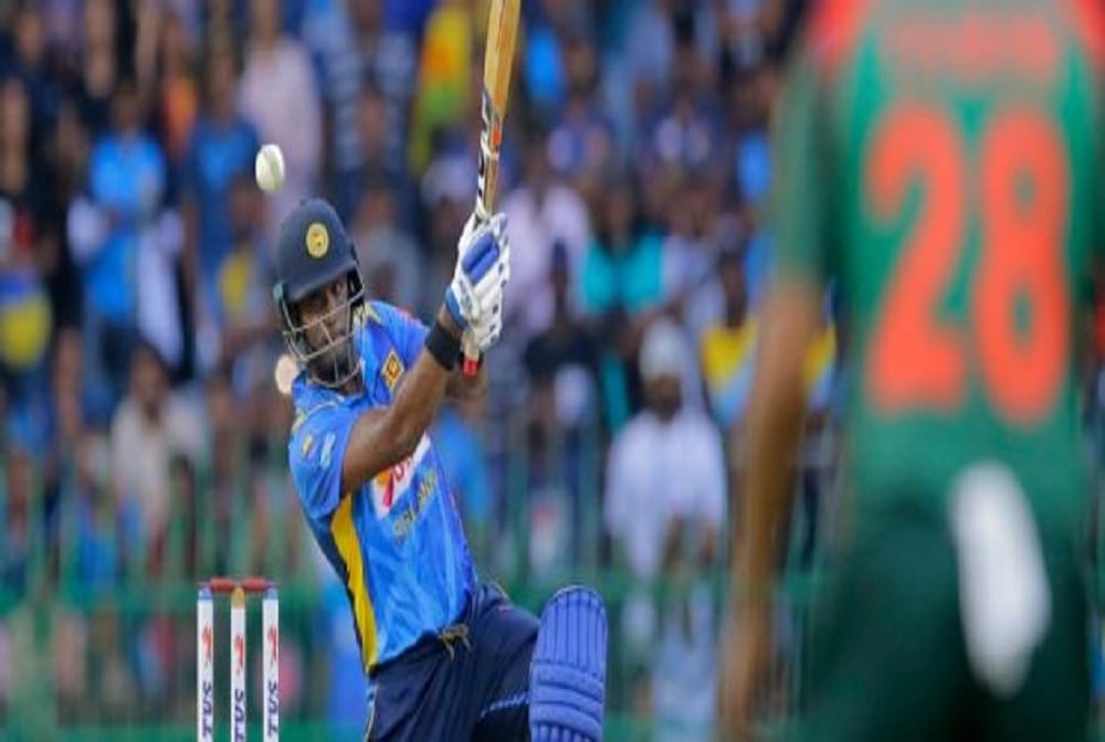 Sri Lanka won 2nd odi by 7 wickets against bangladesh
