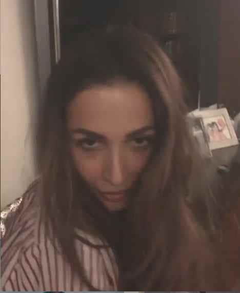 arjun kapoor joins Malaika Arora to her parents house