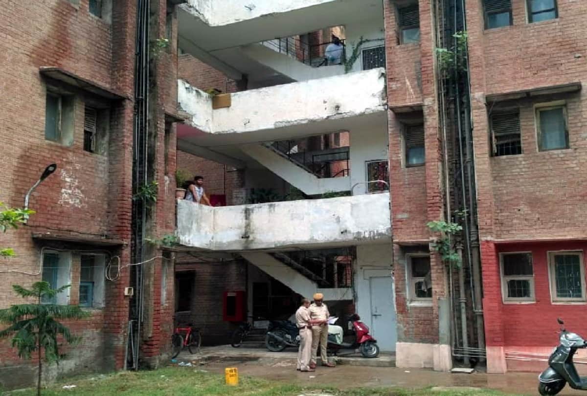 triple suicide case Police send Gulshan and Sunita mobile phone for investigation
