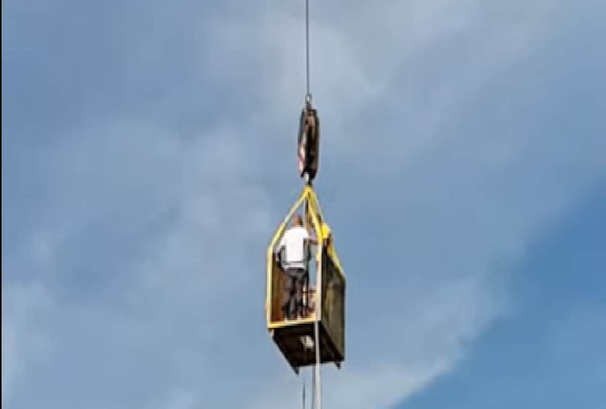man falling from mid air during bungee jumping video viral