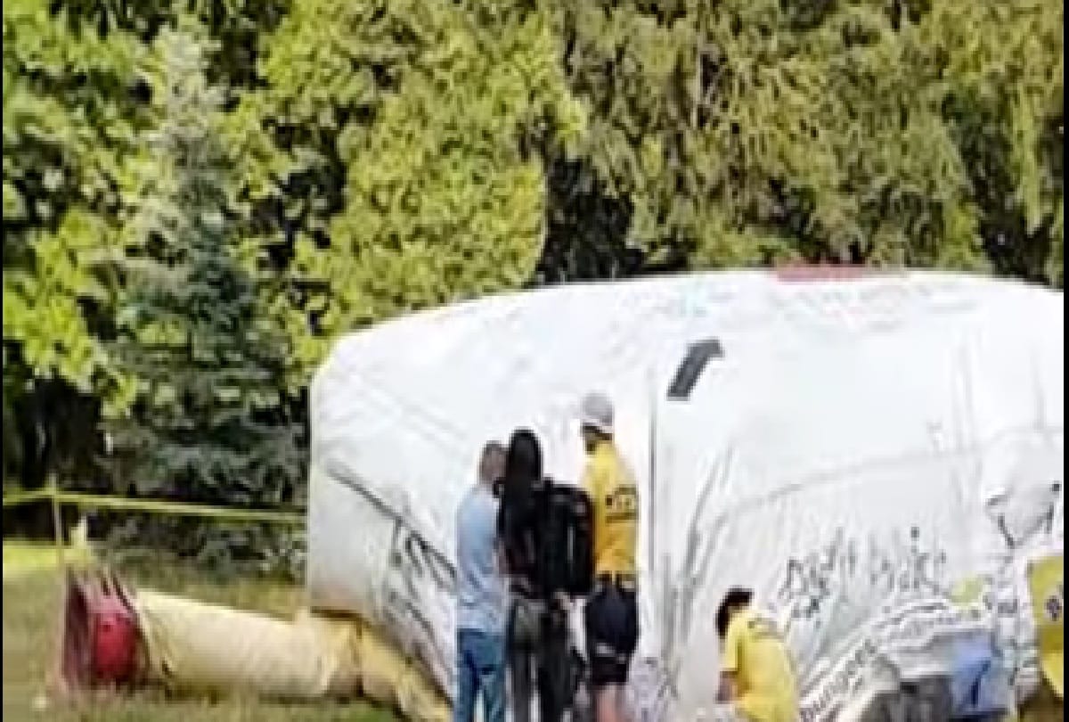man falling from mid air during bungee jumping video viral