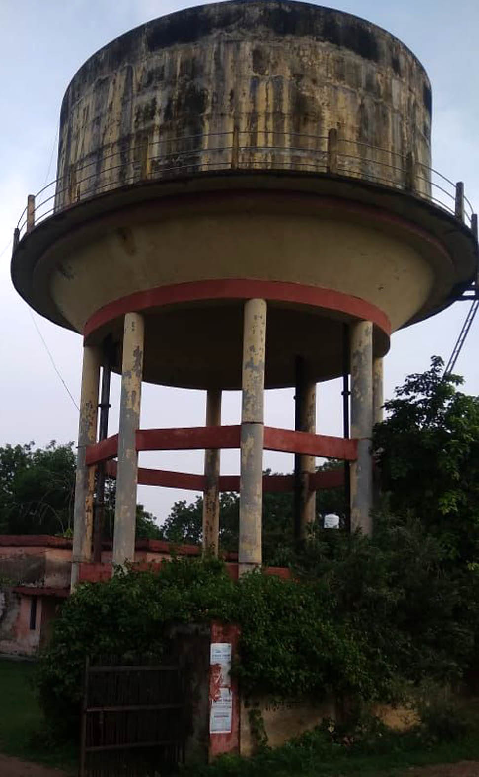 Budget 318 piped drinking water schemes stopped by the Center