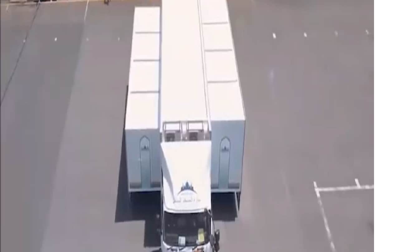 mobile mosque started for olympic muslim player in japan