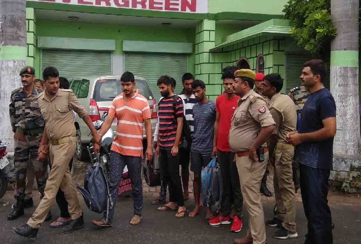 munna bhai arrested in Army recruitment test at farrukhabad