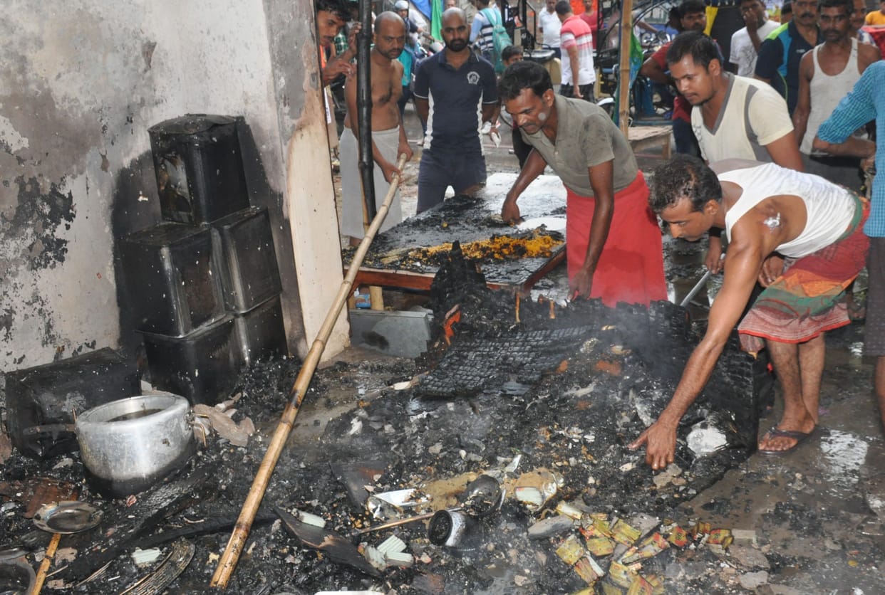 Prayagraj: gas leakage furious fire, restaurant ash