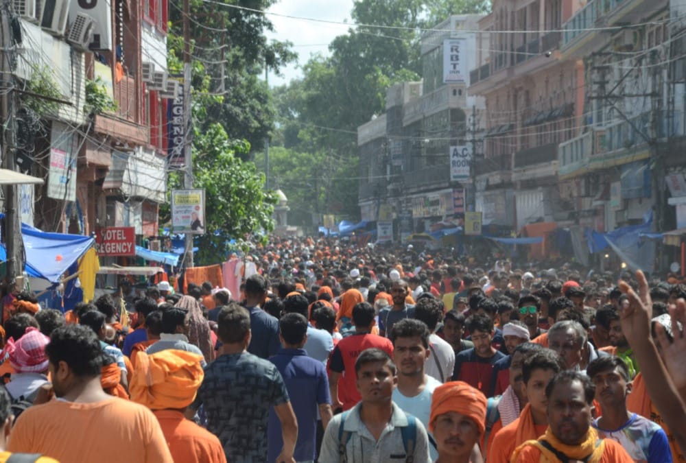 kanwad yatra 2019 Panic in haridwar after police lathicharge on kanwadiya