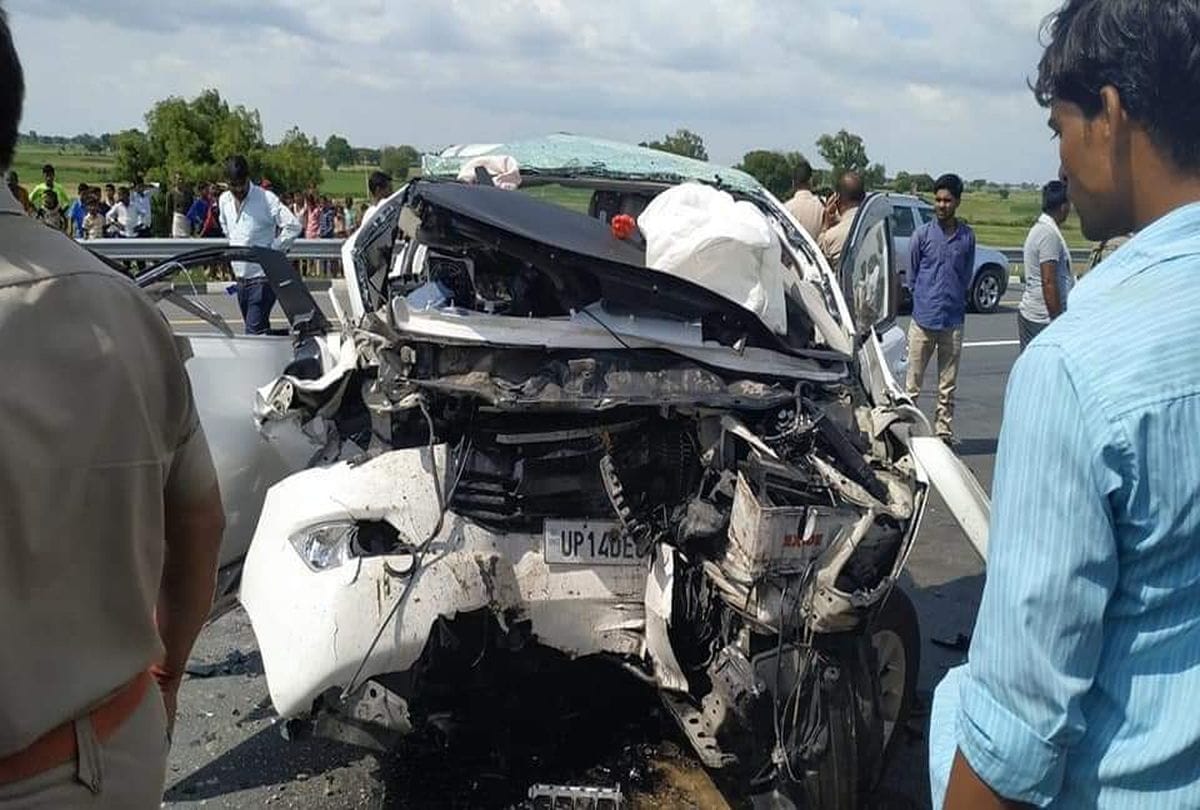 car accident on agra lucknow expressway in firozabad