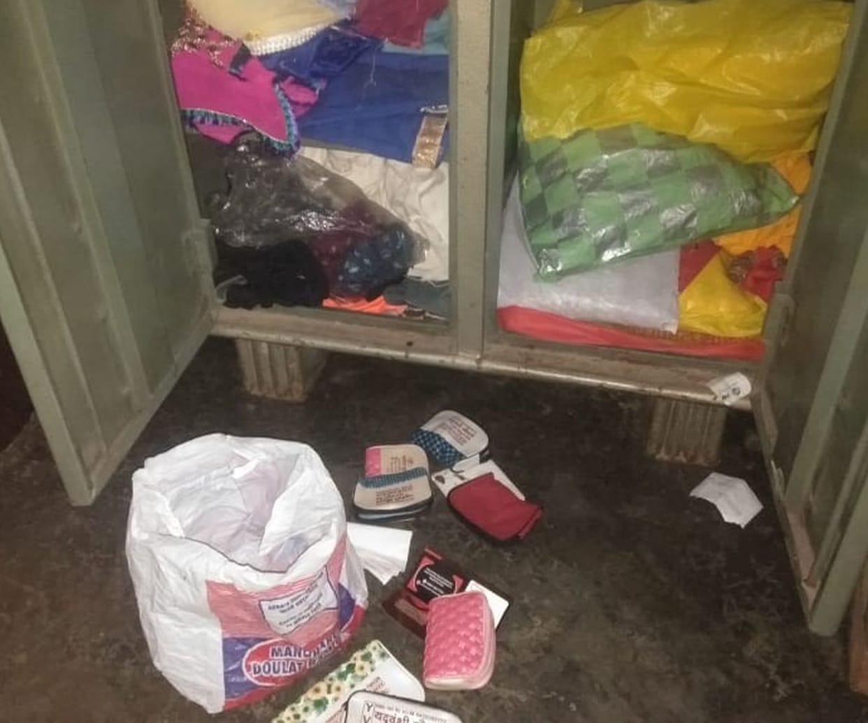 Five lakhs of stolen from the house of kotedar