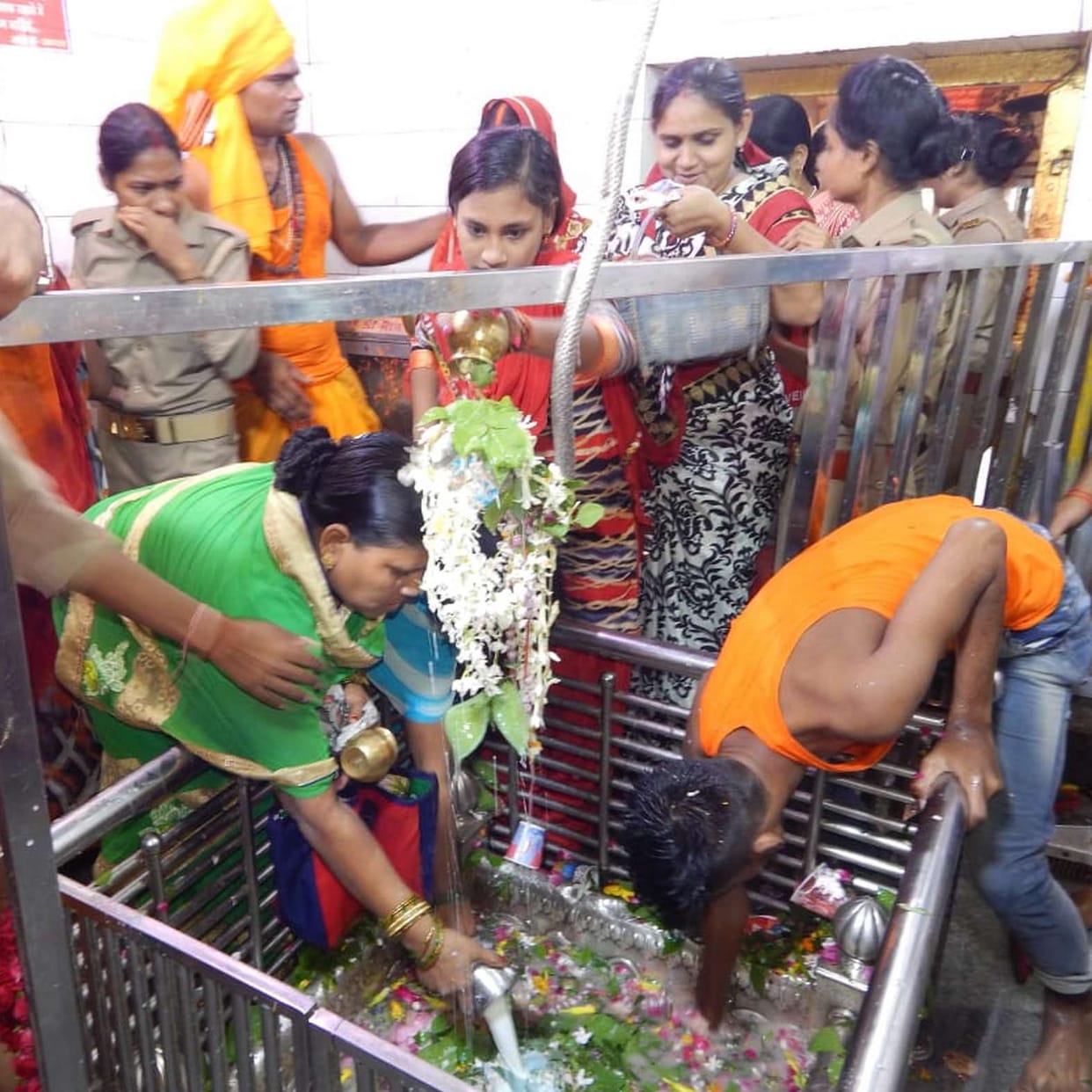 Bhungungari resonates with Ghant-Ghariyal