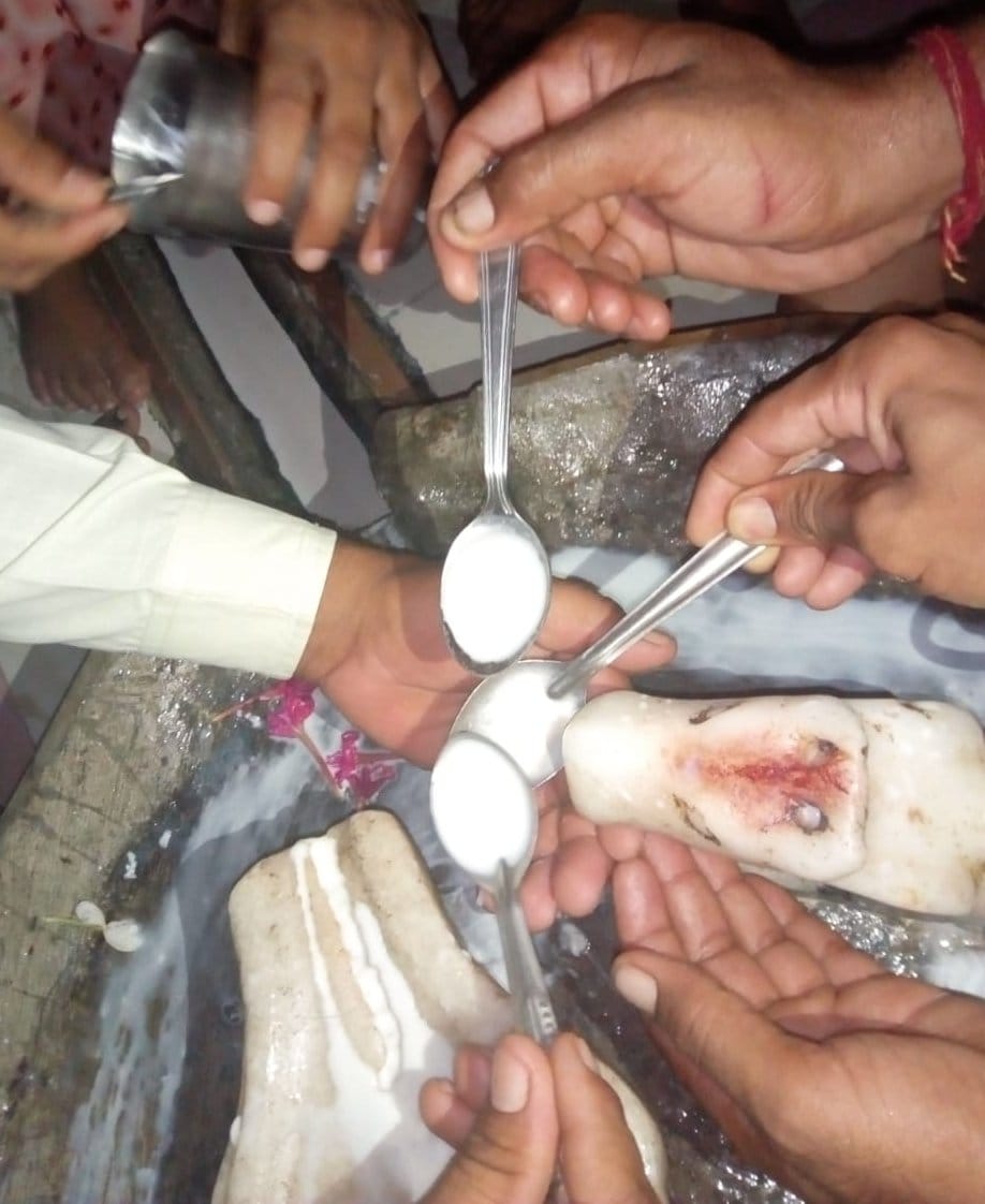 nandi ke doodh peene ka shor