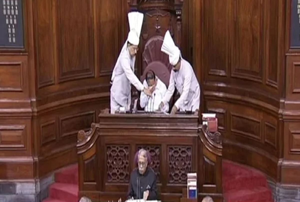 राज्यसभा सभापति एम वेंकैया नायडू