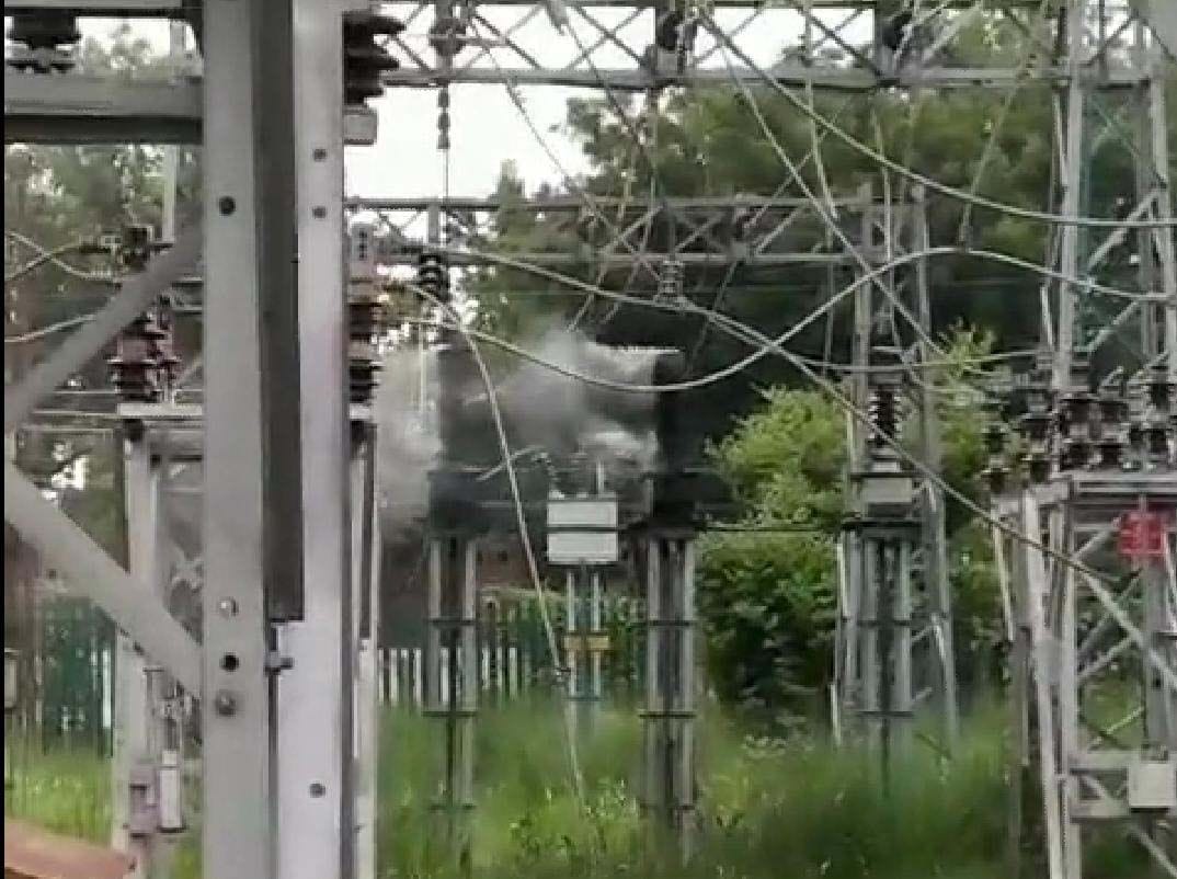 Explosions from short circuit in power station