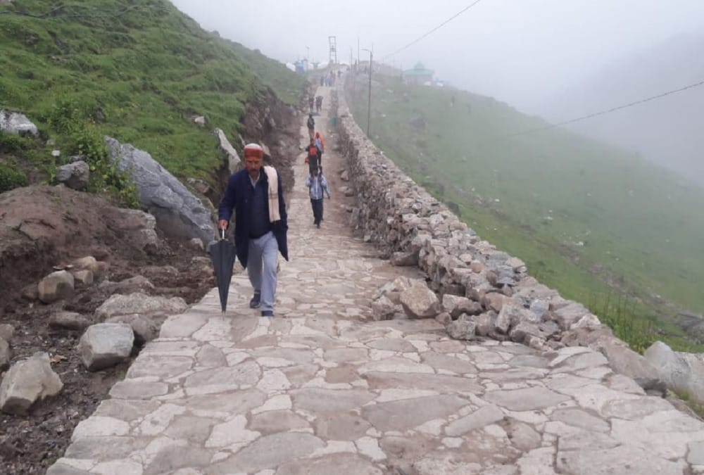 kedarnath dham pilgrims Will get E Rickshaw service on walking route